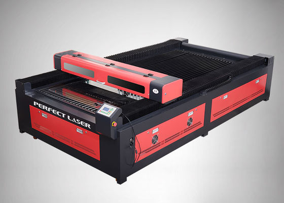 Co2 Laser Cutting Machine Large Size 1300x2500MM With Water Cooling  For Fabric Leather